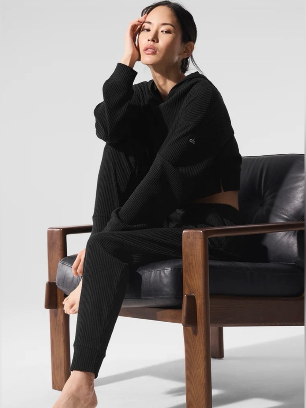 Alo Yoga Black Ribbed Cropped Hoodie Athleisure Sweatshirt